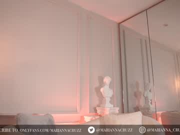 girl cam all day mariannacruzz image #4257356