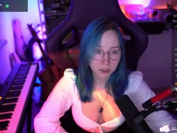 girl cam all day blue_mooncat image #6115023