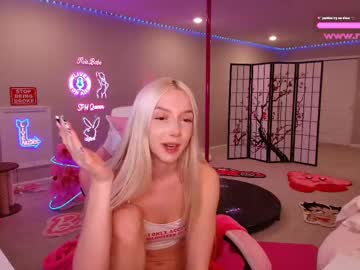 girl cam all day riababe image #9099995