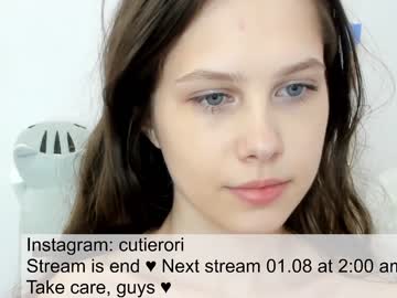 girl cam all day avrora_deis image #4930357