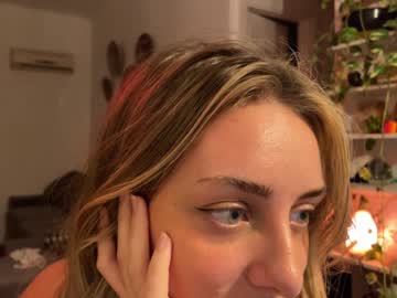 girl cam all day ksensational image #3642915
