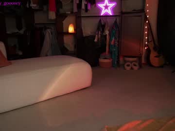 girl cam all day lucy_gooosey image #8651571