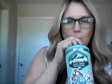 Cam for juicypeach36
