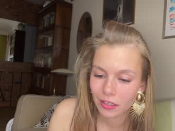 girl cam all day bush_mia image #4485294