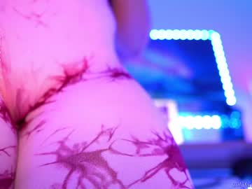 girl cam all day oxlemon image #5779247
