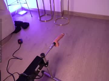 girl cam all day lau__1 image #6195472