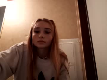 girl cam all day princesshannnnn image #295849