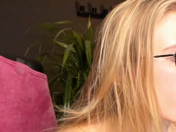 girl cam all day linellali image #2808778