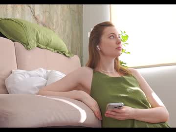 girl cam all day mona_elisa image #6665736