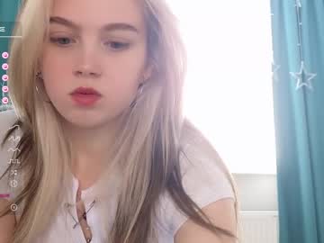 girl cam all day small_blondee image #5290619