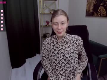 girl cam all day sandywillis image #3276084