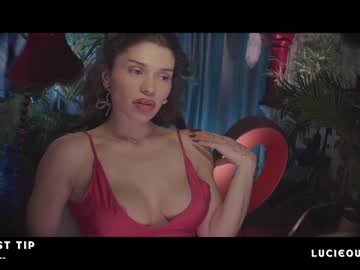 girl cam all day lucieoude_ image #3906291