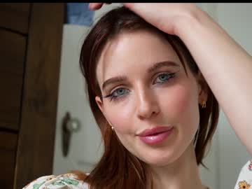 girl cam all day ellaa91 image #9104280