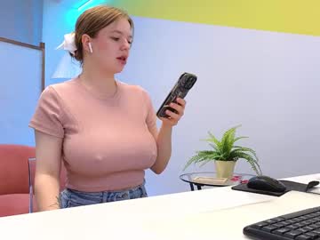 girl cam all day lovlybambi image #7676047