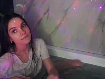 girl cam all day lorettadunnell image #8724516