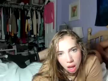 girl cam all day littleprincesspeaches image #5738561