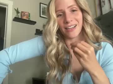 girl cam all day luxlovely111 image #7607630
