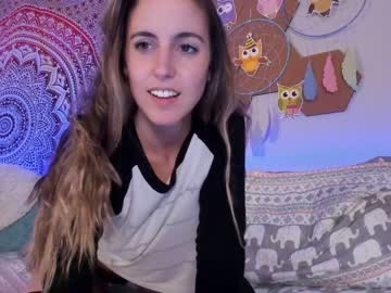 girl cam all day syriahsage image #2229823