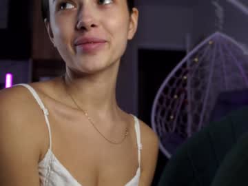 girl cam all day emilybatee image #9495313