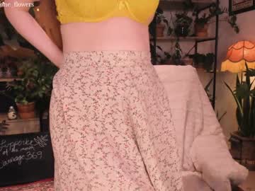 girl cam all day jane_flowers image #1437442