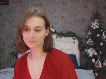 girl cam all day julia_tina image #935556