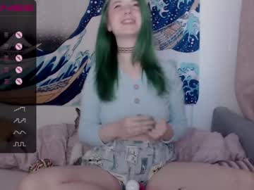girl cam all day yoliverse image #2345470
