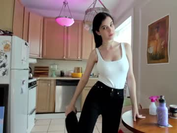 girl cam all day neon_felix image #2415106