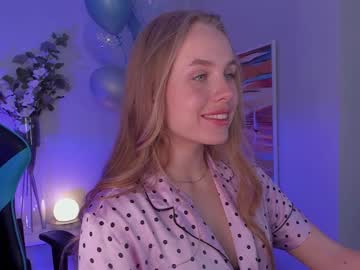 girl cam all day gosssip image #1664890