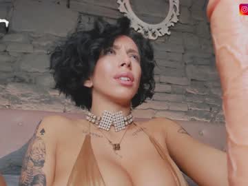 girl cam all day royalsquirt_ image #5944830