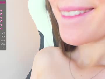 girl cam all day beckymartens image #1290413