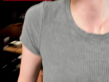 girl cam all day foxy_gamer image #8255642