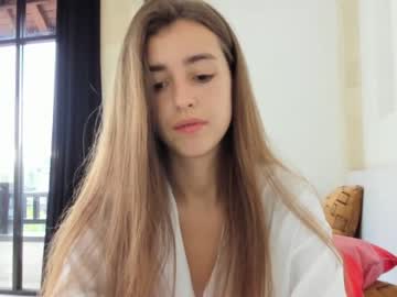 girl cam all day coy_amina image #1491694