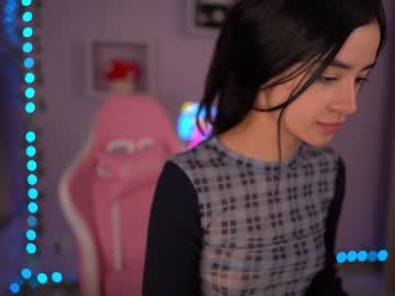 girl cam all day winona__ image #6677916