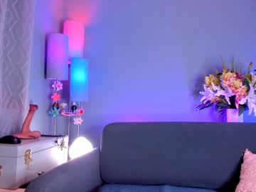 girl cam all day littlee33 image #6661312