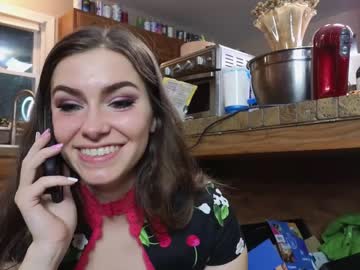 girl cam all day chroniclove image #3822084