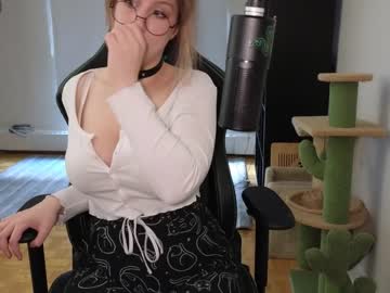girl cam all day alexa_dream image #6972312