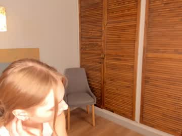 girl cam all day kellanflowers image #5291406