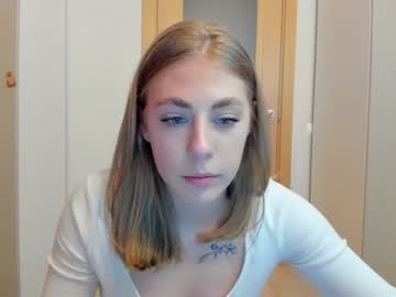 girl cam all day _strawbeerry_ image #4327133