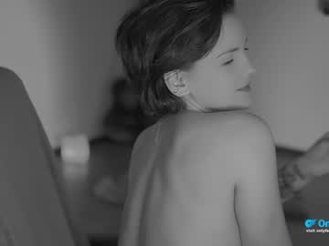 girl cam all day tiffanyriox image #4750650