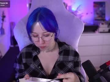 girl cam all day blue_mooncat image #7198231