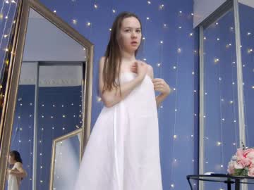girl cam all day kriskras__ image #5189792
