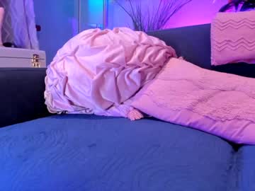 girl cam all day littlee33 image #5696757