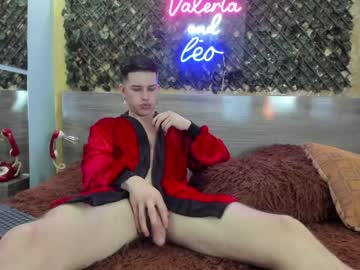 couple cam all day valerya_sex image #2678855
