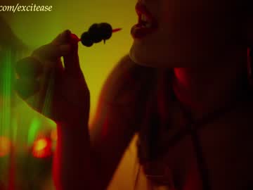 girl cam all day excitease image #6363184