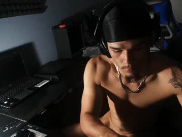 man cam all day kylewhitedgs image #4063952