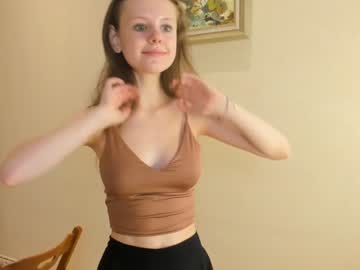 girl cam all day maryrogersa image #5102780
