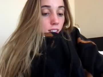girl cam all day blondiebabbby420 image #3303595