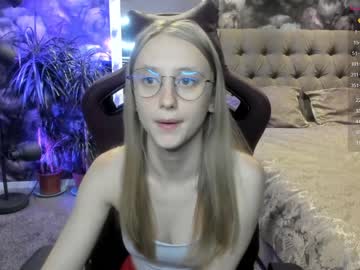 girl cam all day angeellina image #3198294
