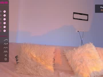 girl cam all day iminako image #4375817