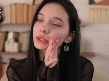 girl cam all day riskyproject image #9117125